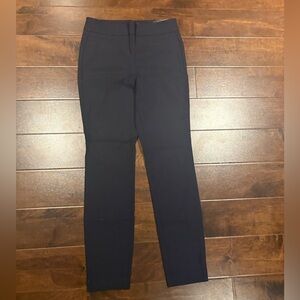 Size M RW&CO. Women's Skinny Pants in Navy Ankle Length